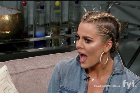 ...ihrer berühmten Familie nicht alleine. Als ihre Schwester Khloé kürzlich für ihre neue Show 