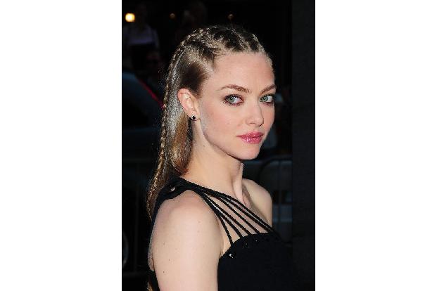 ...lieber etwas unauffälliger und weiblicher tragen möchte, kann sich durchaus an Amanda Seyfried ein Beispiel nehmen. Ihre ...