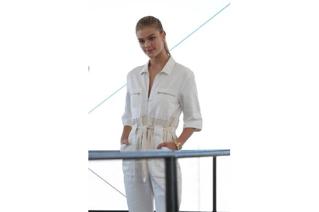 ...Sonderausgabe im sonnigen Miami erschienen ist. Selbiges galt für die dänische Laufsteg-Schönheit Nina Agdal und die mitt...