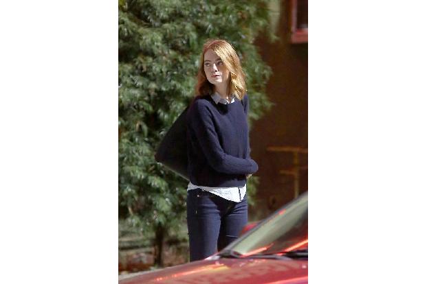 ...machten. Ebenfalls von Geburt an blond, aber bekannt als rothaarige Schönheit ist Emma Stone. Übrigens: Rothaarige Mensch...