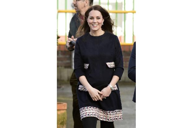 ...Herzogin Kate, jetzt hat die royale Schönheit offenbar ihren Meister gefunden. In ihrer zweiten Schwangerschaft zeigt sic...
