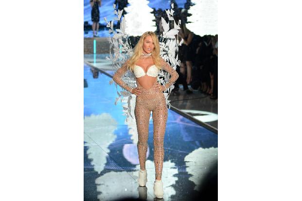 ...gerade ein Baby bekommen hat, für den ist das Training oft doppelt so hart. Candice Swanepoel brachte vor rund einem Jahr...