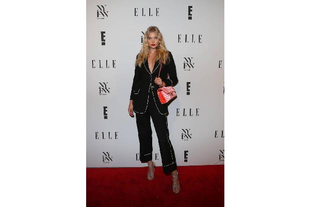 ...Abend geht Supermodel Elsa Hosk dann als absolute Femme Fatale durch. Aber irgendwie beruhigend, dass auch Topmodels nich...
