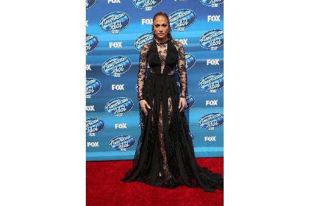 Jennifer Lopez konnte sich beim 'American Idol'-Finale 2015 in Beverly Hills sehen lassen. Sie entschied sich bei ihrem Auft...