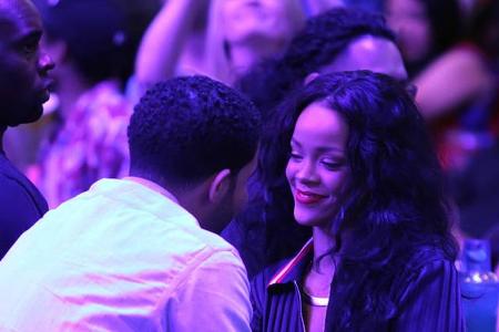 Der einzige, der auch privat in den Genuss dieses Luxuskörpers kommen darf, ist Rihannas Freund Drake, mit dem die Skandaltr...