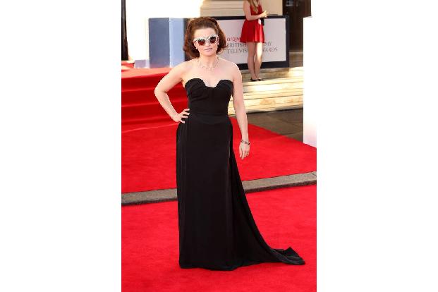 ...kann die Frau von Kultregissseur Tim Burton doch besser, wie dieses Outfit beweist.