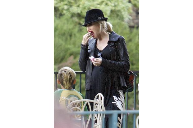 Sängerin Gwen Stefani hatte in den vergangenen Monaten ebenfalls das Recht, sich nach Herzenslust mit Kalorien zu verwöhnen....