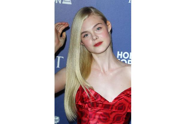 ...bildschöne Blondine die Fans. Doch nur kurze Zeit später hatte die kleine Schwester von 