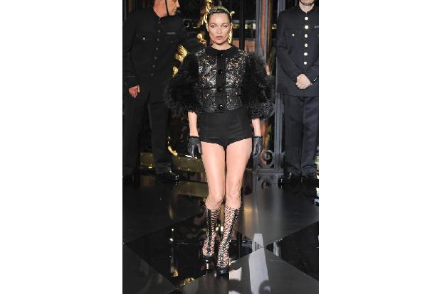 ...Vier landet das fast schon dienstälteste Model Kate Moss. Die 40-Jährige verdiente in den letzten 12 Monaten immerhin noc...