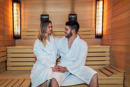 Bei Regen in die Sauna oder Wellness machen