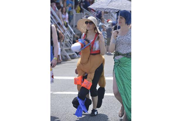 meerjungfrauen küssen seepferdchen