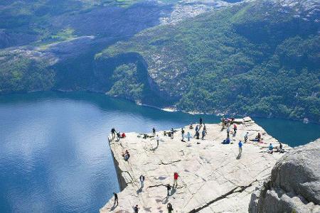 spektakulär panorama Preikestolen, Norwegen