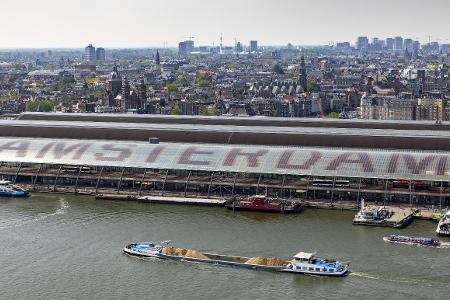 Amsterdam, Niederlande, Hauptbahnhof und Busbahnhof, Amsterd...