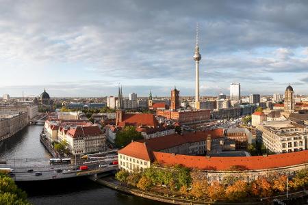 Herbststimmung im Zentrum von Berlin-Mitte 10.10.2019, Berli...