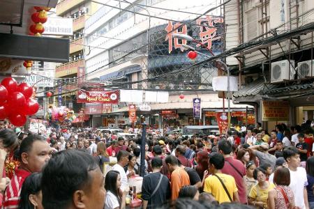 Die Bewohnteste: Manila, Philippinen. Wer Angst vor engen Räumen hat, sollte Manila meiden. Fast 45.000 Menschen teilen sich...