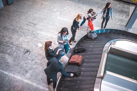 Airport Arrival Symbolbild getty Images.jpg