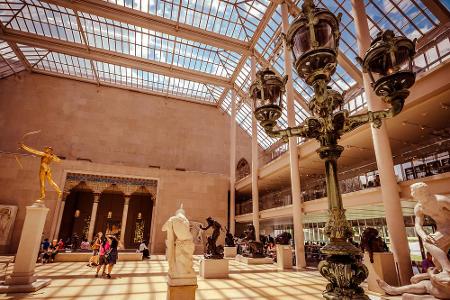 Den dritten Platz teilen sich zwei Museen an der Ostküste der Vereinigten Staaten von Amerika. Zum einen das Metropolitan Mu...