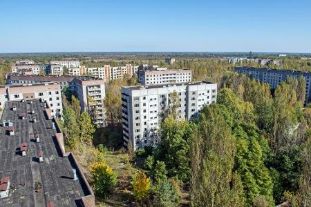 ... dabei wirkt Prypiat aus der Vogelperspektive eigentlich wie eine typische Plattenbau-Siedlung der einstigen Sowjetunion....