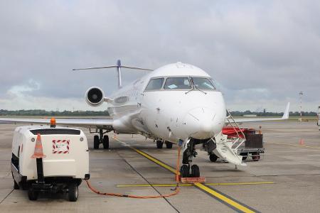 Bombardier CRJ900.jpg