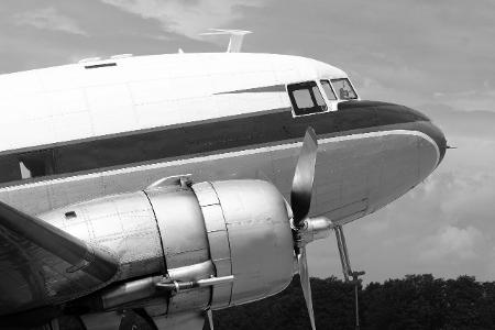 Douglas Dakota DC3.jpg
