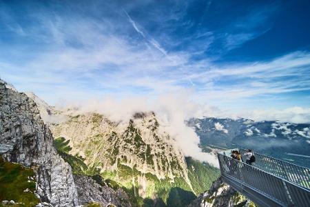 Sky is the limit! Wer braucht bei diesem Ausblick noch den Grand Canyon Skywalk? Die begehbaren, freischwebenden Arme des Al...