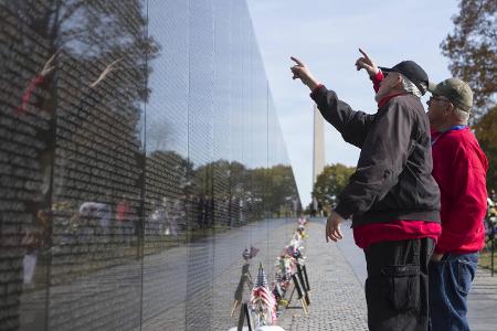 9_Vietnam Veterans Memorial ZUMA Press.jpg