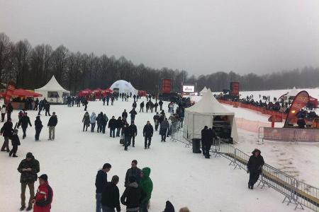 Nacktrodeln 2012: So heiß war's auf der Piste