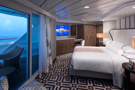 1.5 7-desire-cruises-club-owner-bedroom.jpg