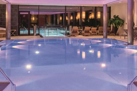 Schwimmbad im Kempinski The Spa