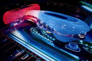 Neue Luxusherberge: Durch dieses Hotel rast die Formel 1