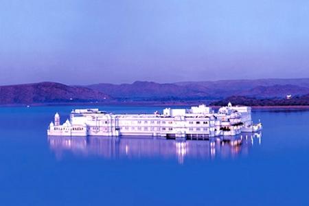 Taj Lake Palace, Indien, (James Bond - Octopussy)