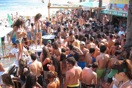 Nissi Bay Beach Bar