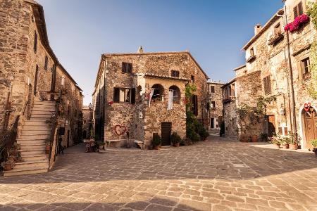 Montemerano Altstadt getty Images.jpg