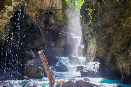 Partnachklamm_Sommer_Credit GaPa Tourismus GmbH_Marc Hohenleitner.jpg