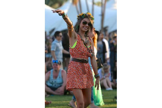 Das Coachella ist wohl das beliebteste Festival der Welt. Kein Wunder also, dass sich auch unzählige Promis dorthin verirren...