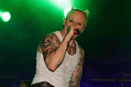 ...The Prodigy geben sich die Ehre. Ähnlich ist das Line-up am selben Wochenende bei Rock am Ring besetzt. Dieses findet in ...