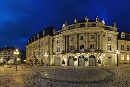 Opernhaus Bayreuth.jpg