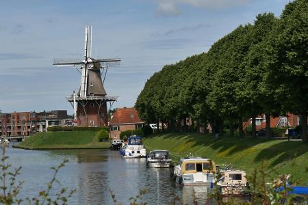 Vom friesischen Dokkum aus ist es nur ein Katzensprung nach Ee. Die niederländische Ortschaft am Wattenmeer ist im Sommer ei...