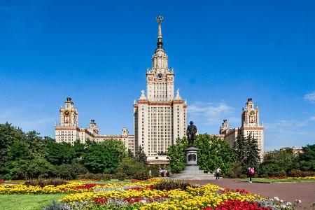 Moscow State University im Sommer