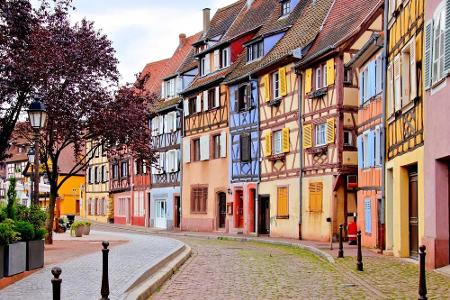 Die französische Region Grande Est zählt auch zu den internationalen Risikogebieten. Hier liegen bei deutschen Touristen bel... Die französische Region Grande Est zählt auch zu den internationalen Risikogebieten. Hier liegen bei deutschen Touristen bel...