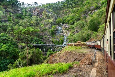 Eine der gefährlichsten Bahnstrecken der Welt: Der Kuranda Scenic Railway