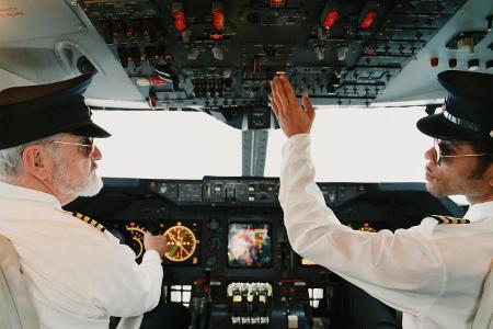 Pilot ThinkstockPhotos-dv2073138.jpg
