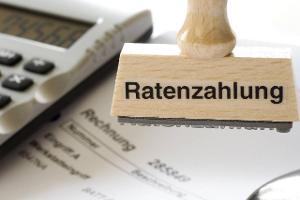 So bekommt man Ratenkredite günstiger