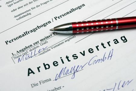 Arbeitsvertrag 0 imago images suedraumfoto.jpg Arbeitsvertrag 0 imago images suedraumfoto.jpg