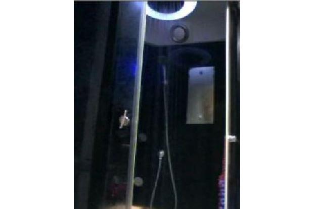 shower_cabin.jpg