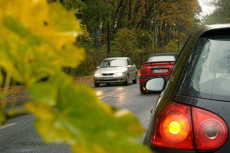 Verkehrsirrtümer Lichthupe Reißverschlussverfahren und Co.