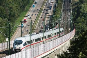 Neustadt_Wied, DEU, 03.09.2019 Ein ICE-Zug der Deutsche Bahn...