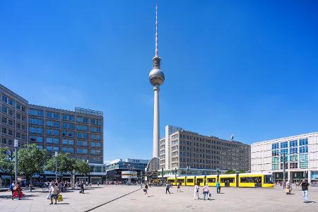 GettyImages Turm Alexanderplatz.jpg