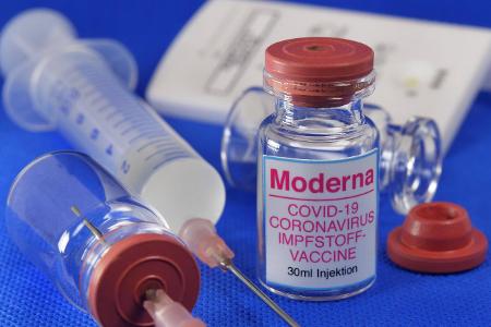 Moderna-Impfstoff ist zugelassen und wird auf Bundesländer verteilt
