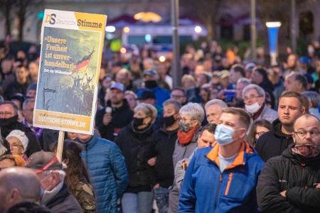 Das sind die wichtigsten Corona-News der letzten Woche Demo Coronavirus